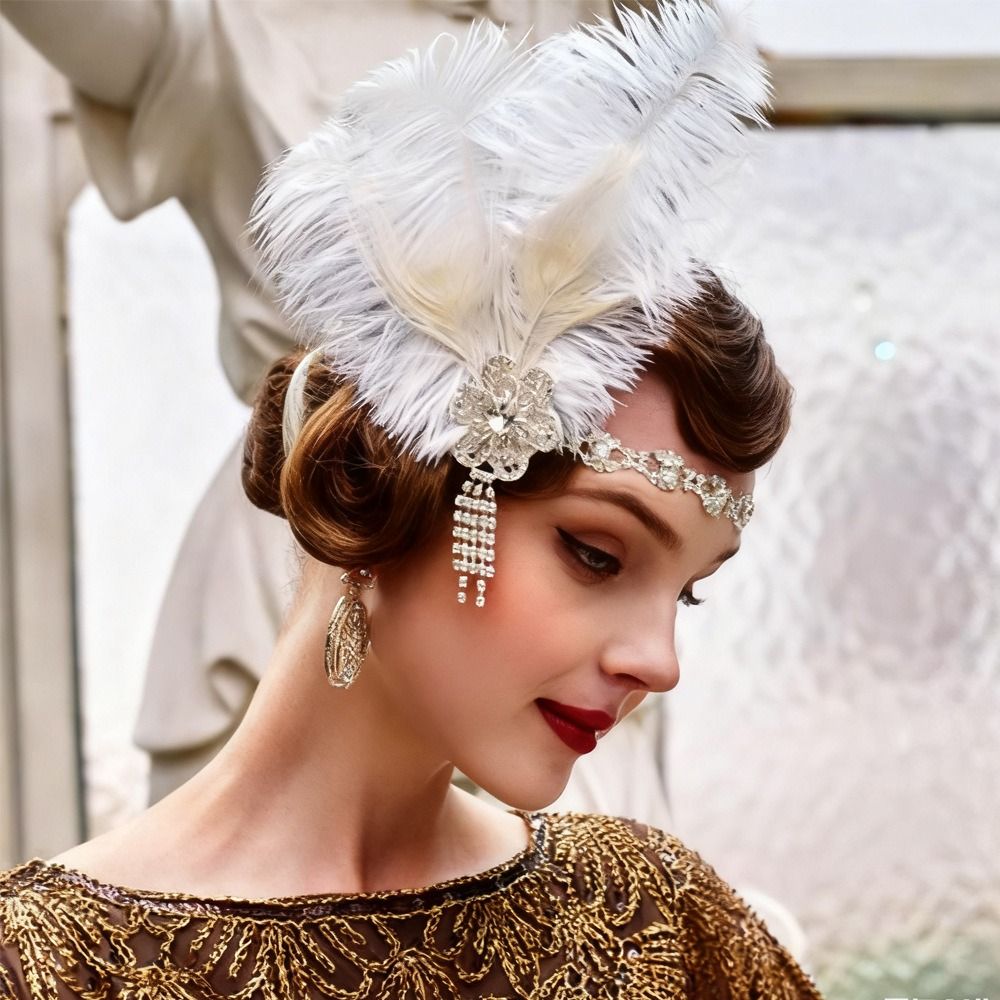 Women Accessories Online - ที่คาดผมขนนกสไตล์วินเทจประดับเลื่อมคริสตัล สำหรับคอสเพลย์ แต่งหน้า งานปาร์ตี้ พู่ห้อยสไตล์ยุค 1920
